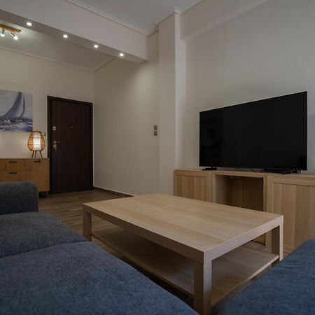 Max Blue Apartment, A Stay Like No Other Pireo Esterno foto