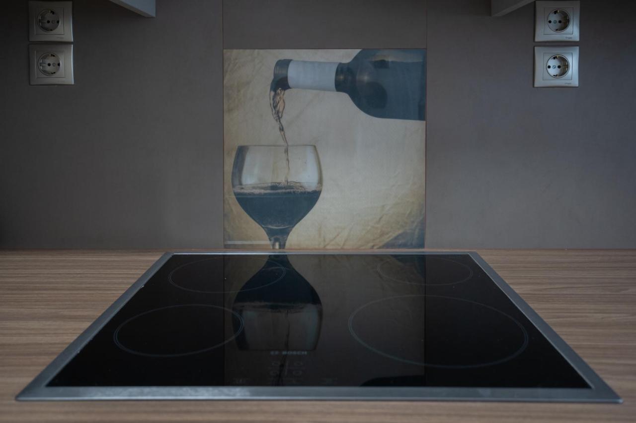 Max Blue Apartment, A Stay Like No Other Pireo Esterno foto
